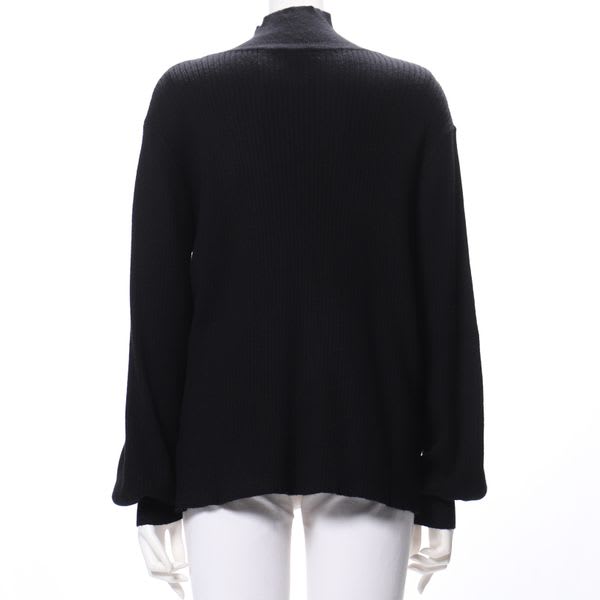 ふんわり感ハイネックニット