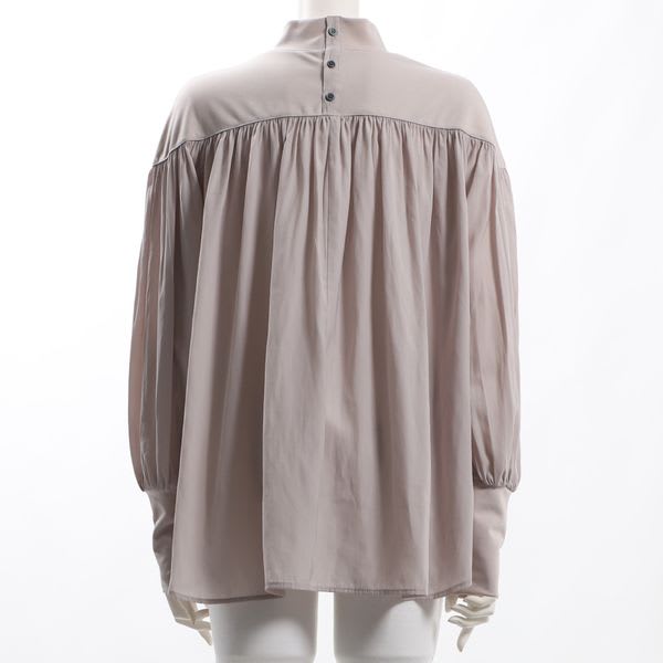 異素材切り替えボリュームパフブラウス