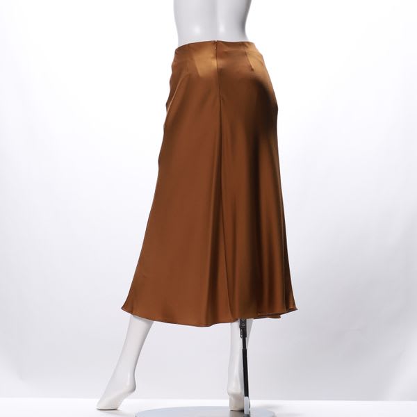 グロッシーミモレAラインスカート