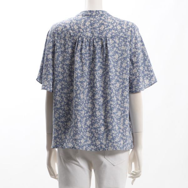 ボウタイ風小花柄ブラウス