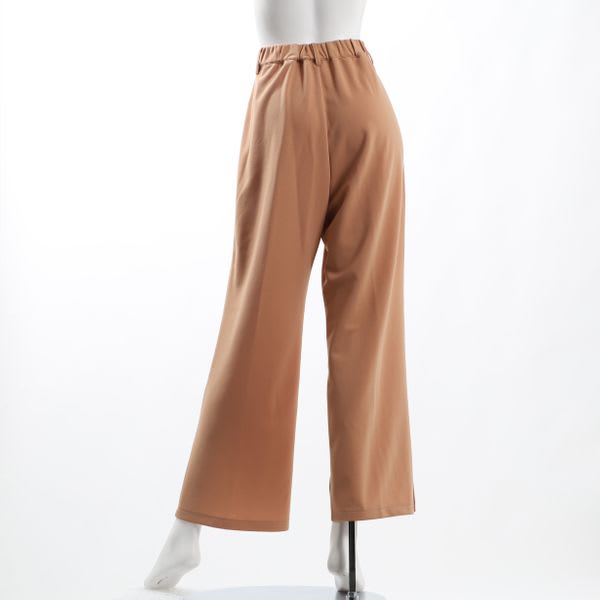 ストレートシルエットパンツ