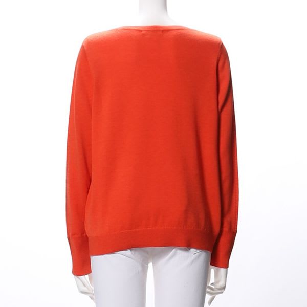 シンプルデザインVネックニット