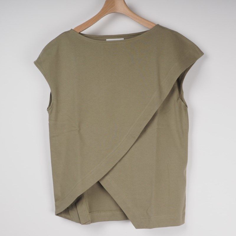 アシンメトリーデザインカットソー