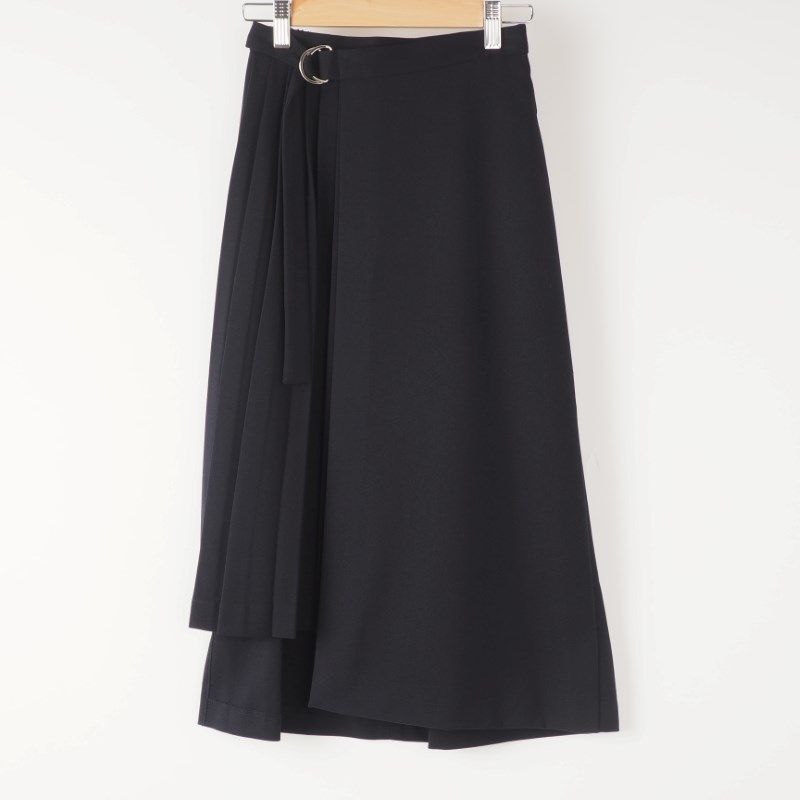 プリーツ付きベルトフレアスカート