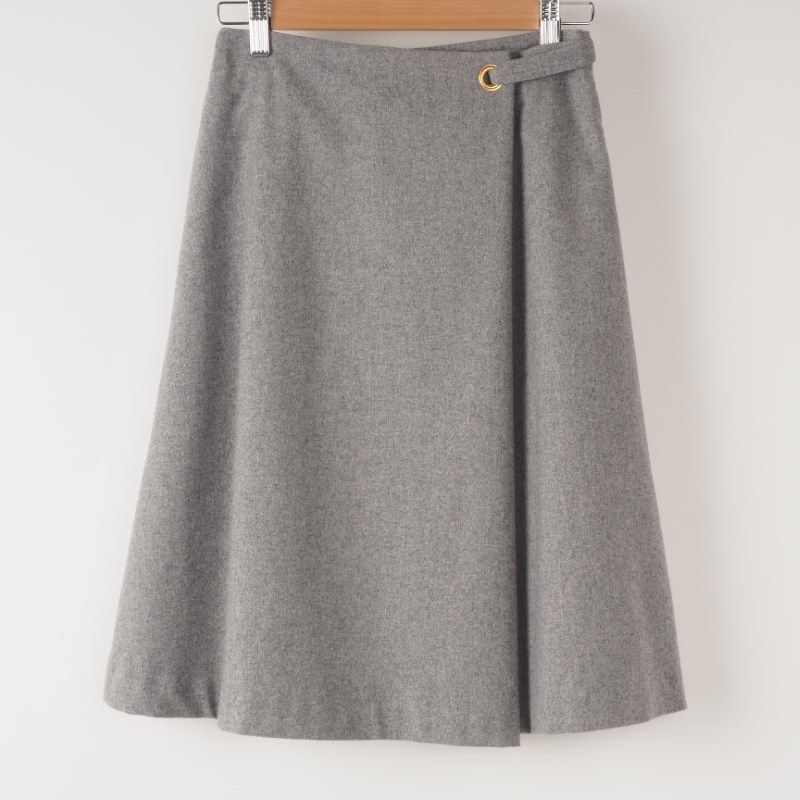 ウールフラノフレアスカート
