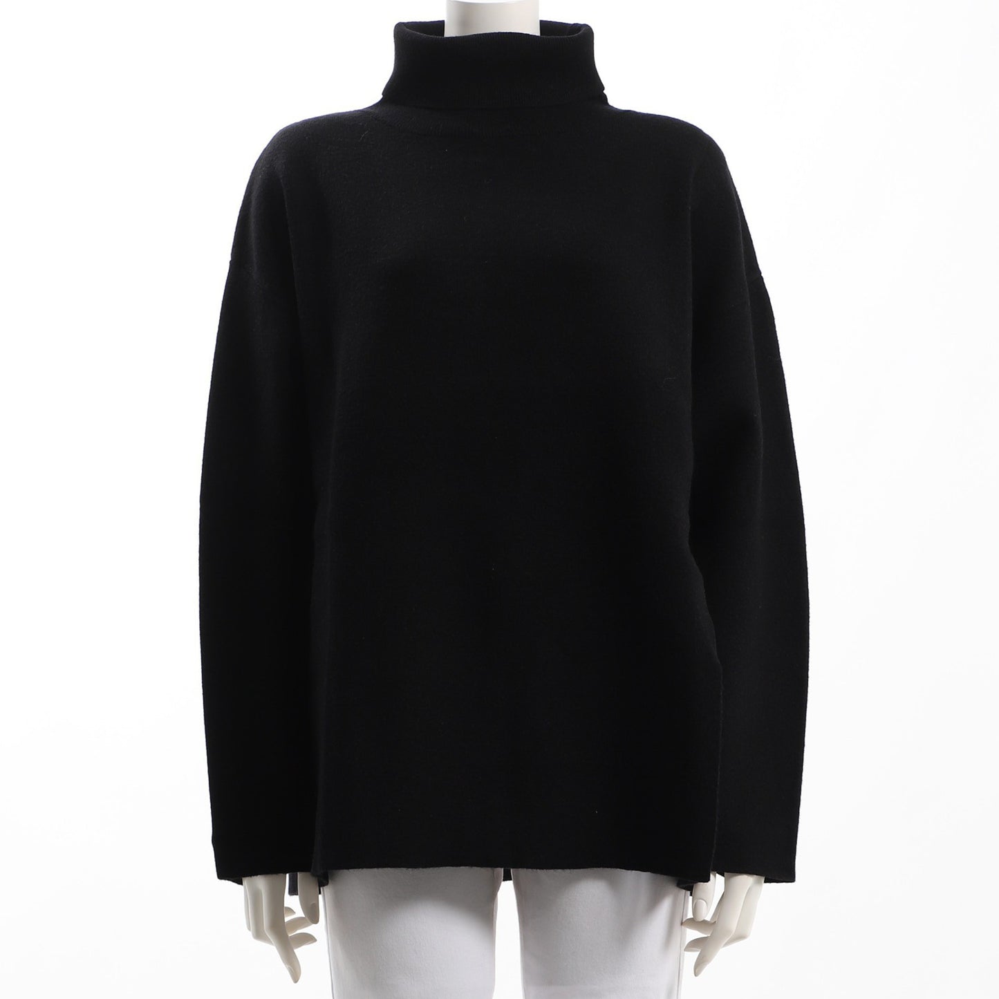 サイドスリットタートルネックニット