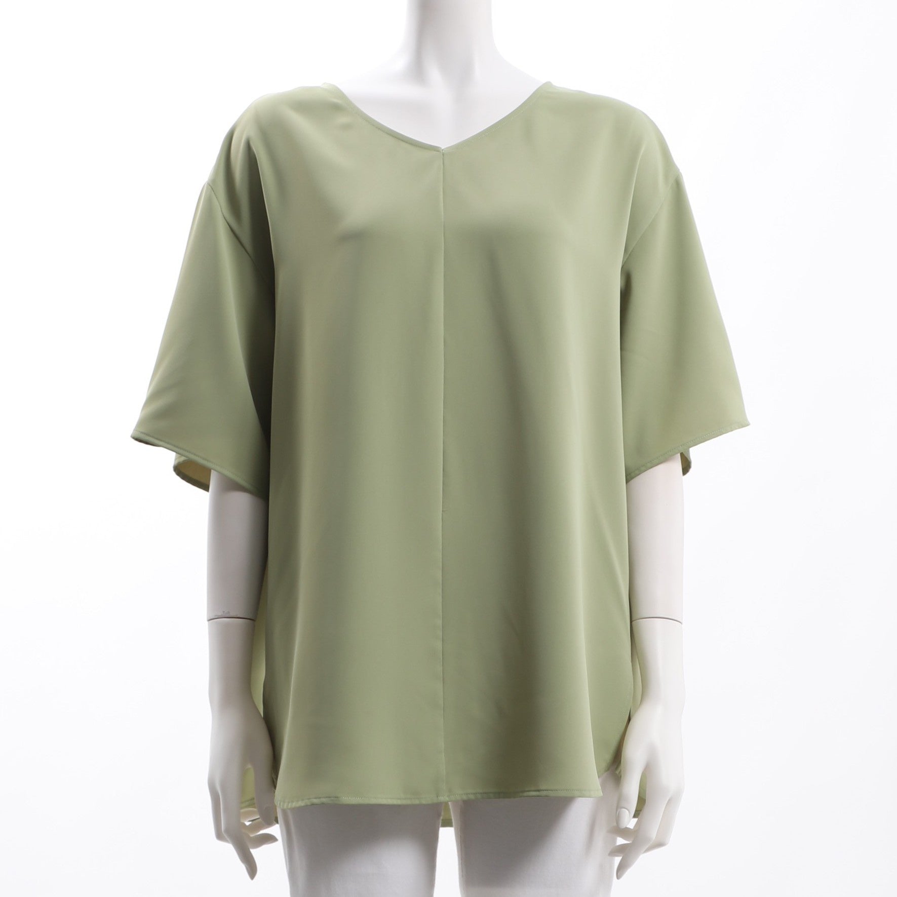 バックタックデザインVネックブラウス