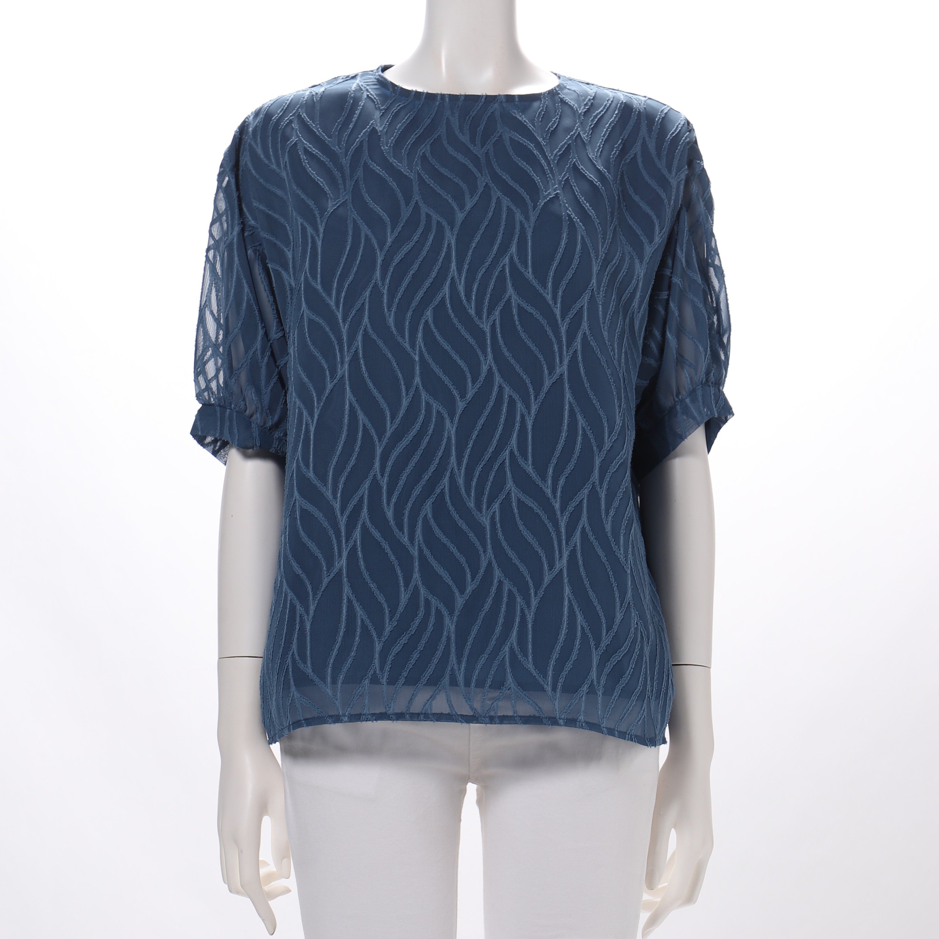 シアー素材クルーネックブラウス