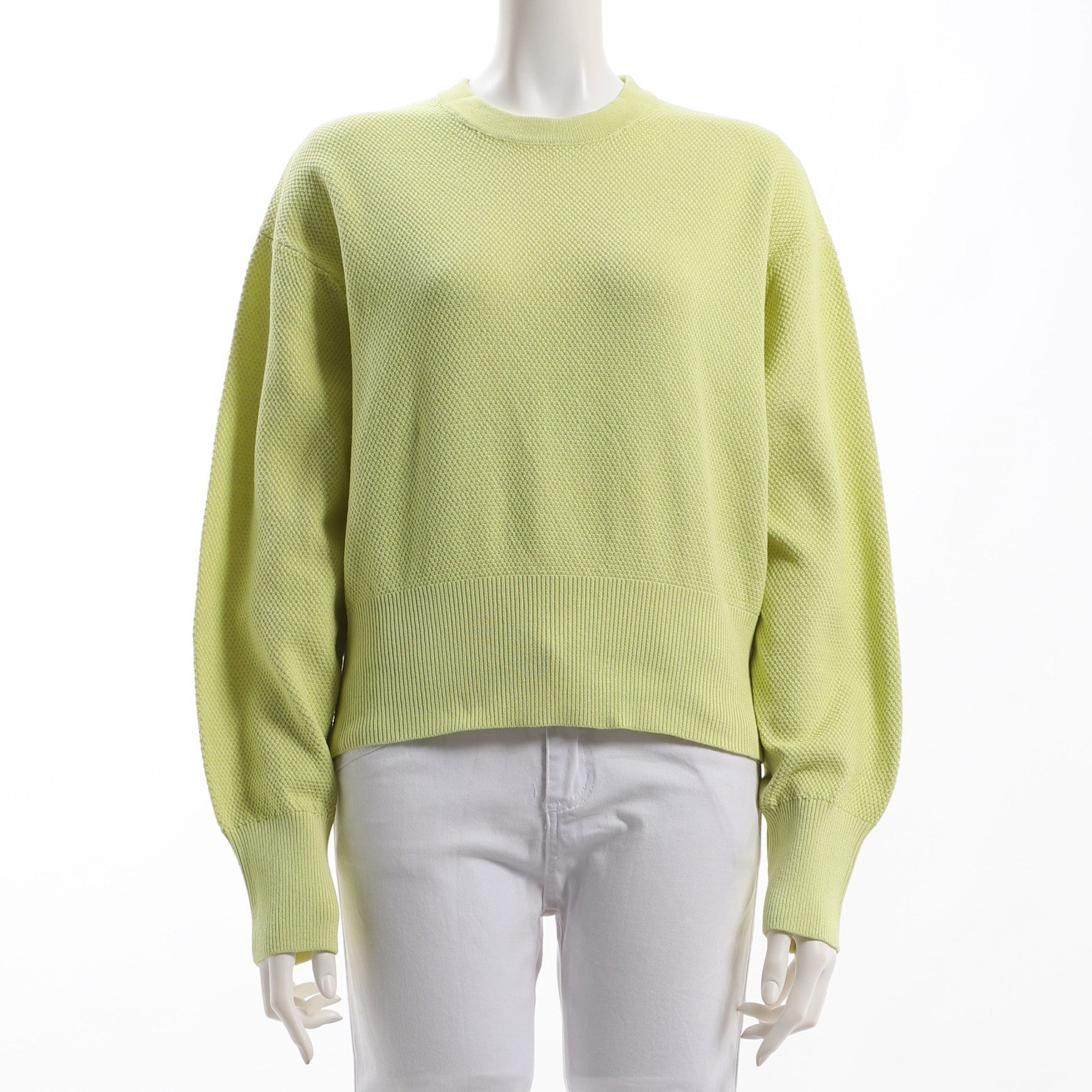 ふんわりお袖クルーネックニット