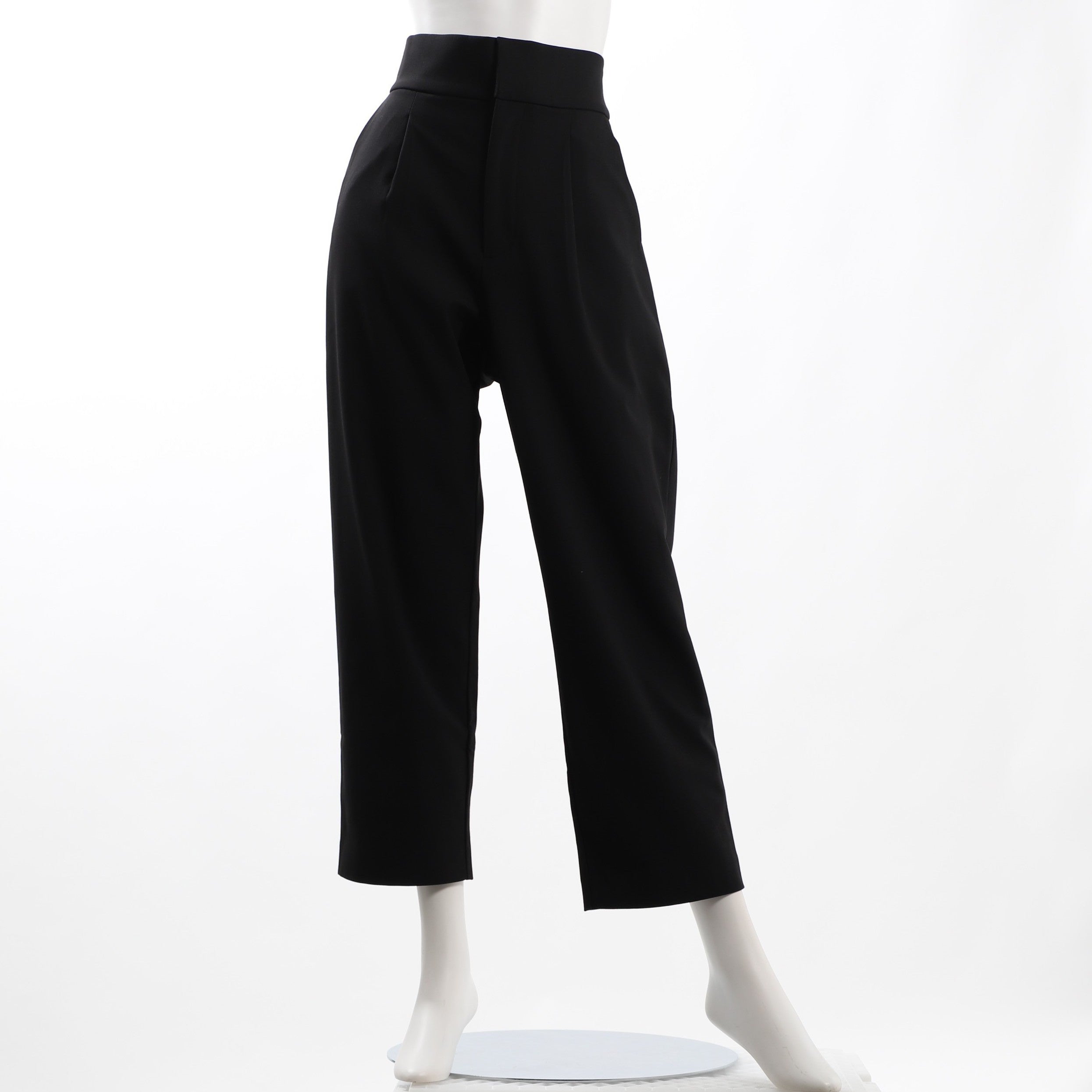 ハイウエストタックテーパードパンツ