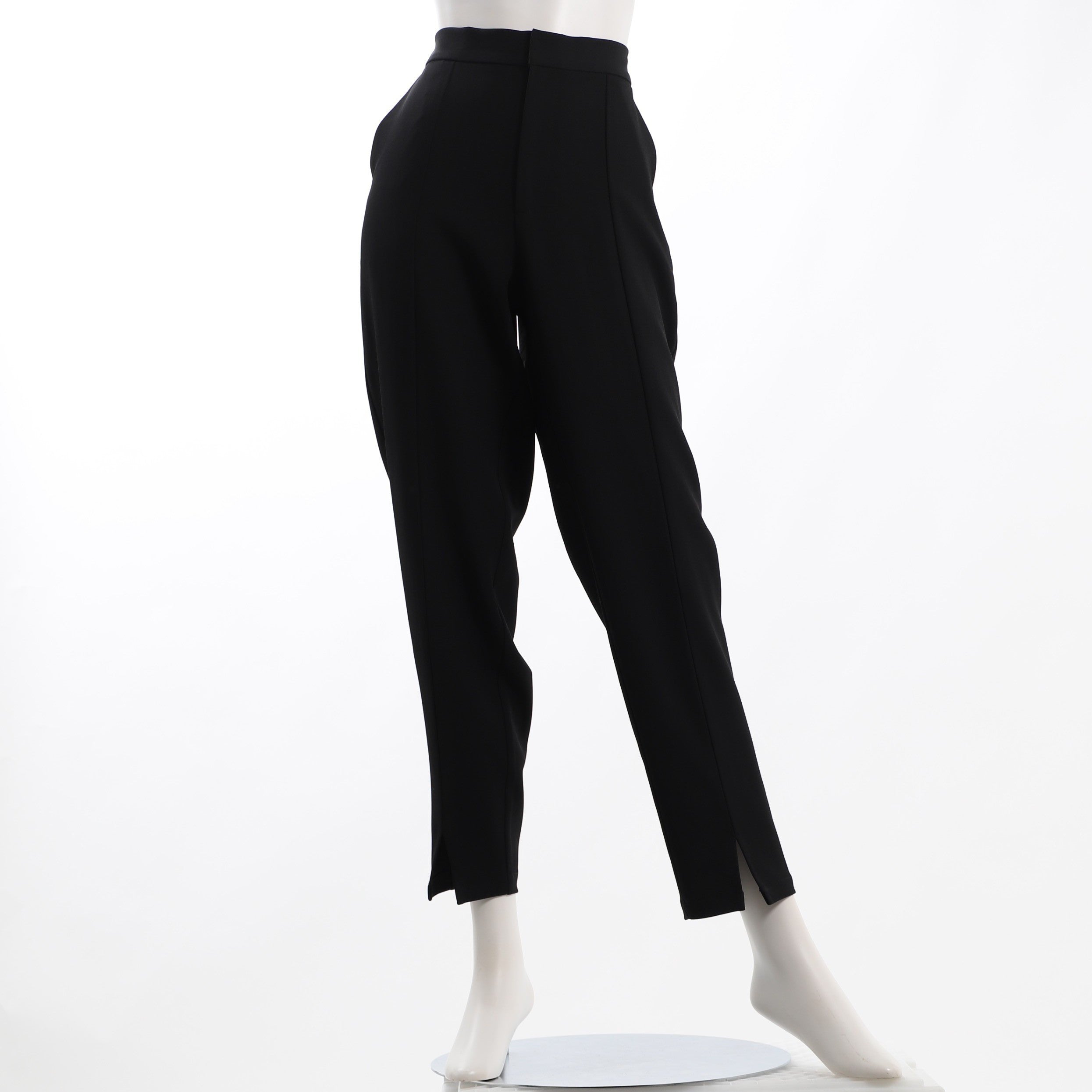センターシームフロントスリットテーパードパンツ