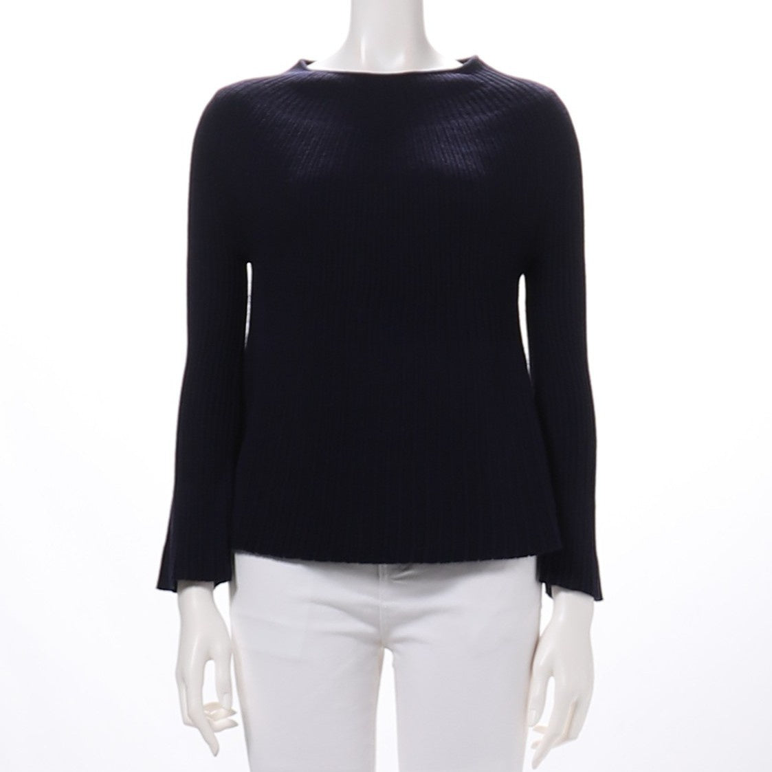 PBTスフレヤーンニット