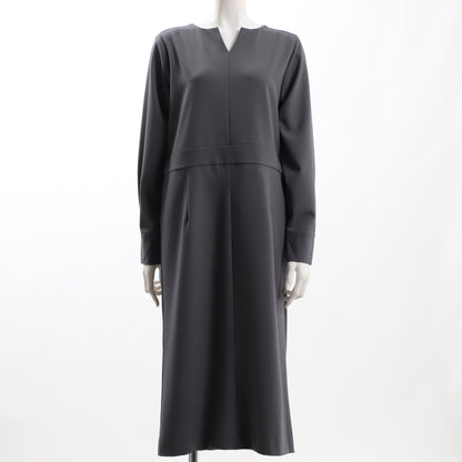 ビジュー付きバックボタンブラウス