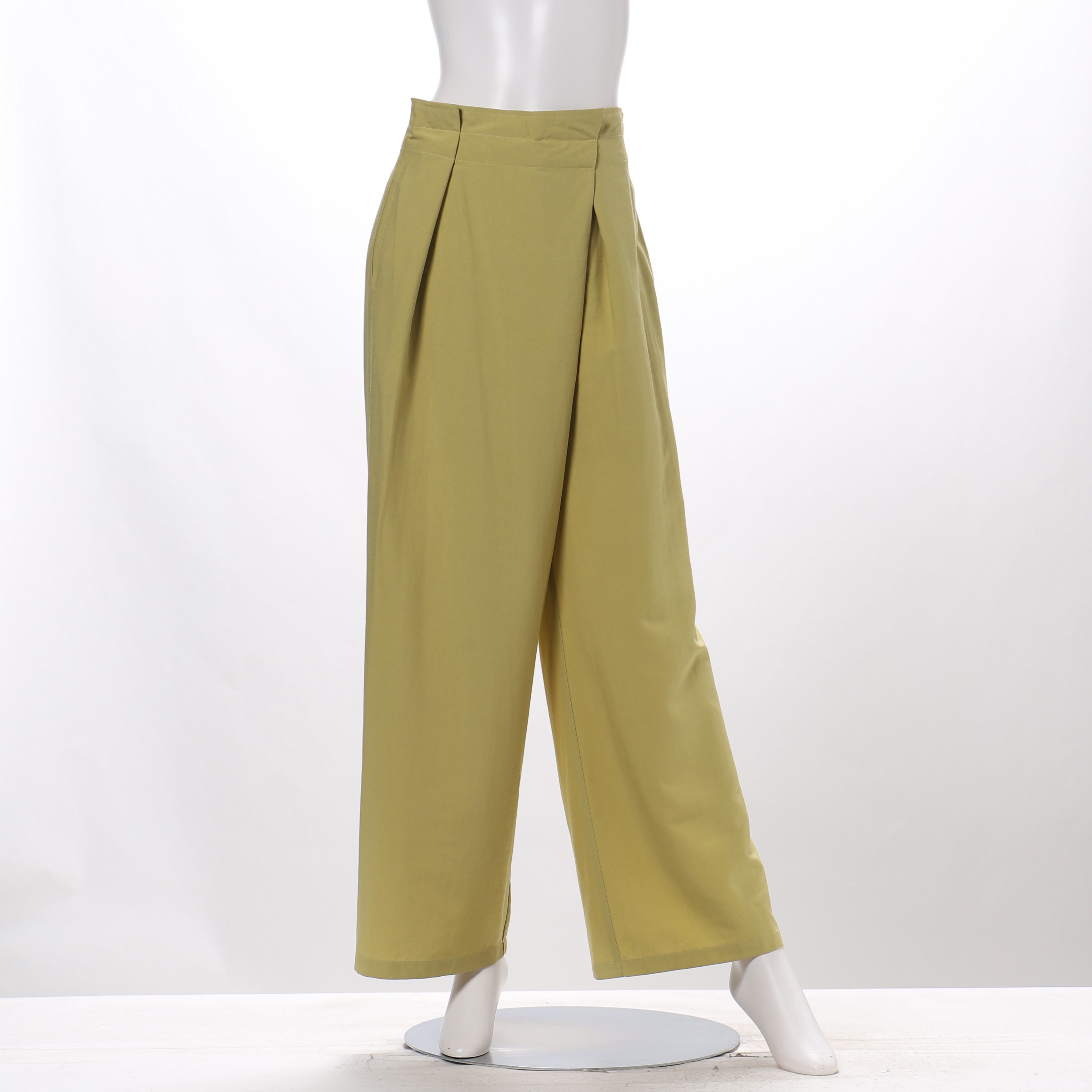 タックデザインワイドパンツ