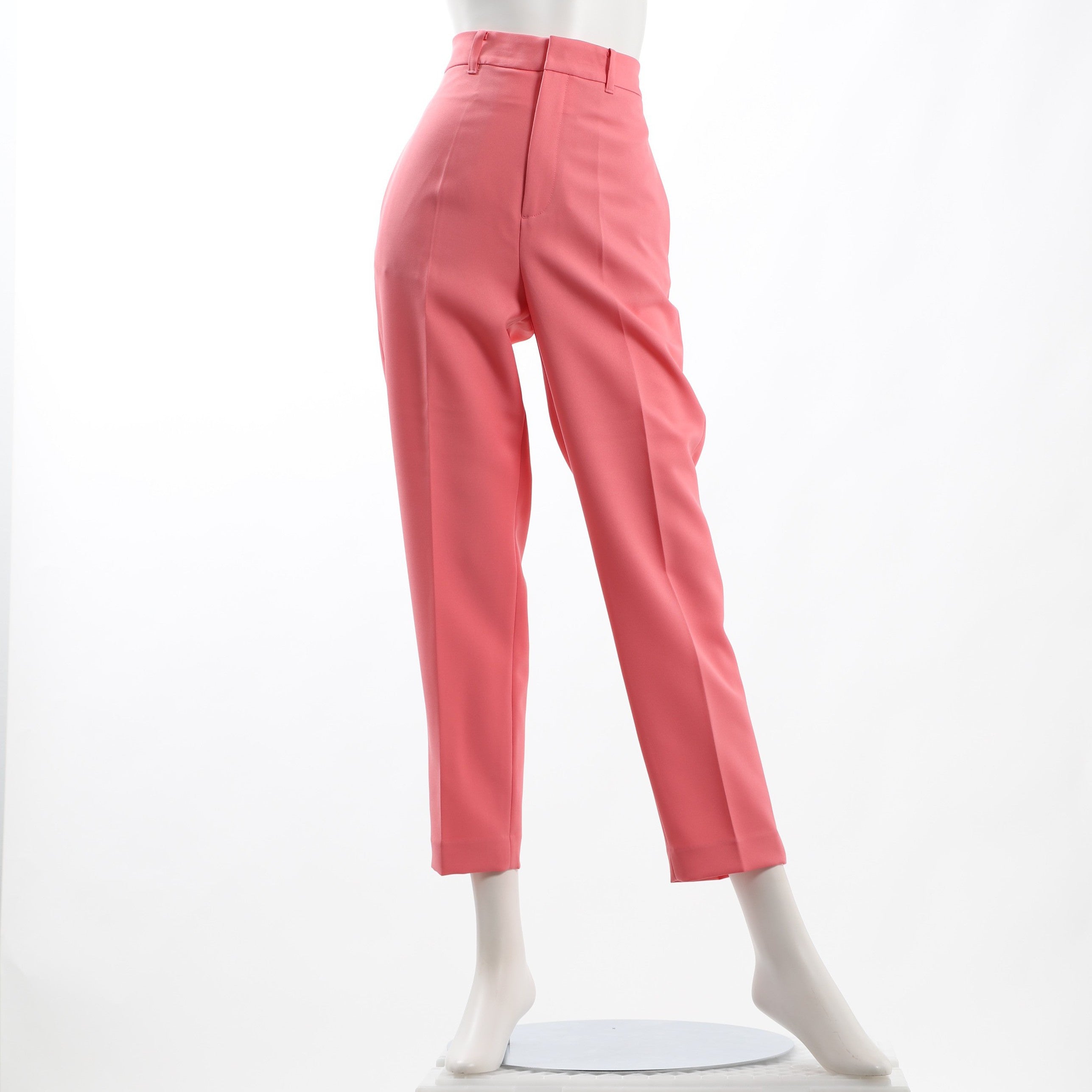 コンフォータブルストレッチテーパードパンツ