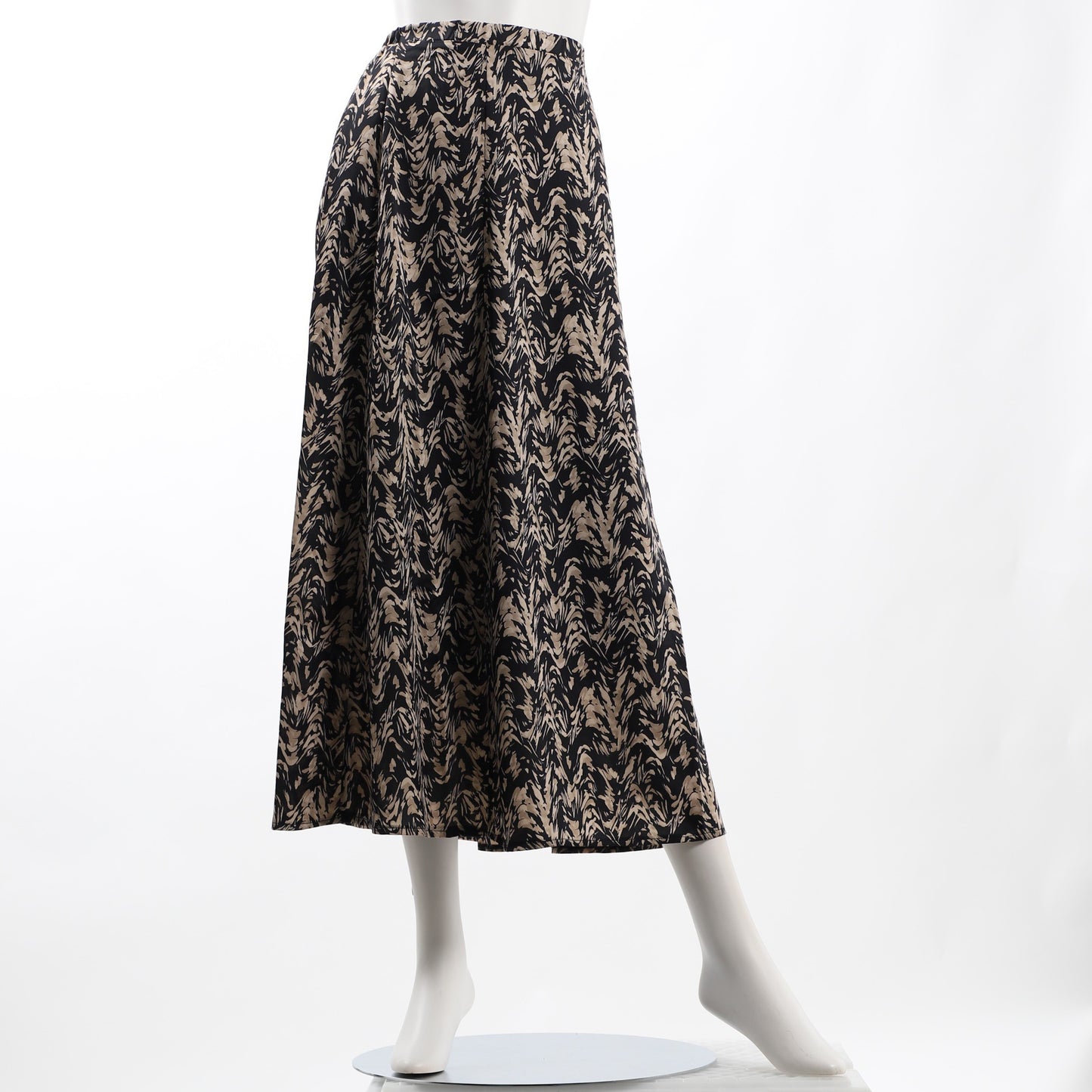 総柄フレアスカート