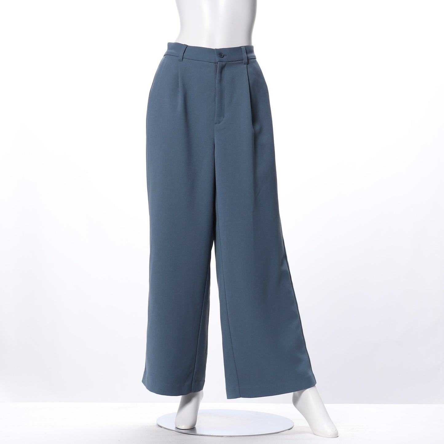 タック入りワイドパンツ