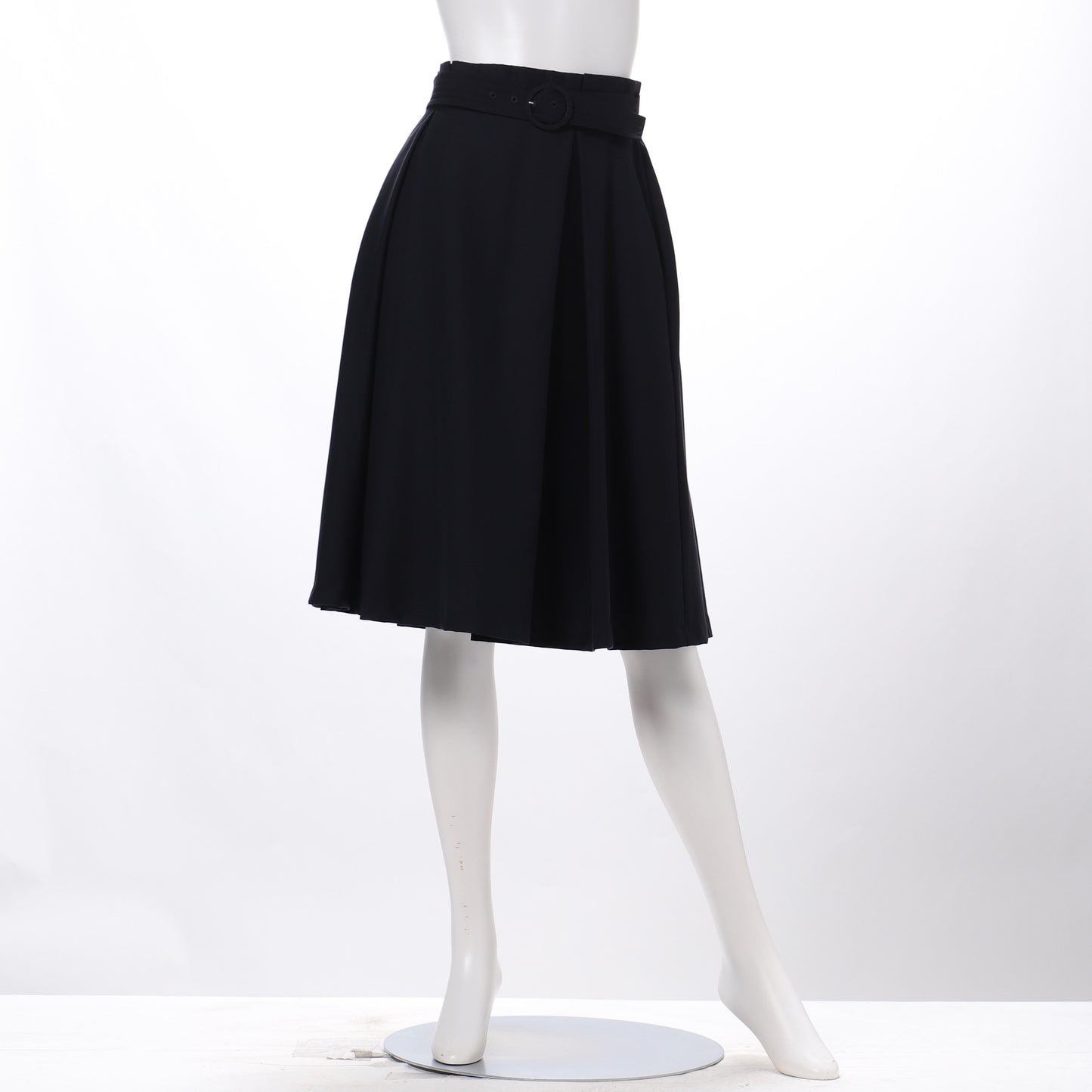 ベルト付きフレアスカート