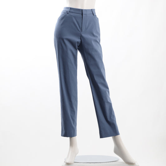 シンプルストレートパンツ