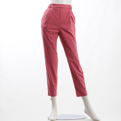 シンプルタックテーパードパンツ