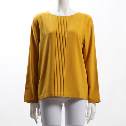 タックデザインブラウス