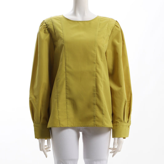 切り替えデザインブラウス