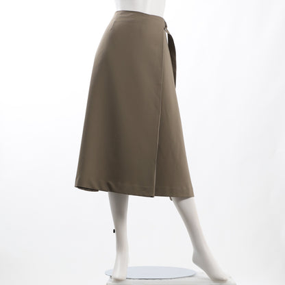 ドットボウタイブラウス