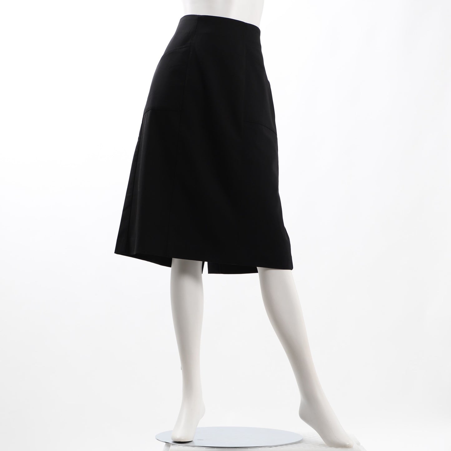 フロントポケットセミタイトスカート