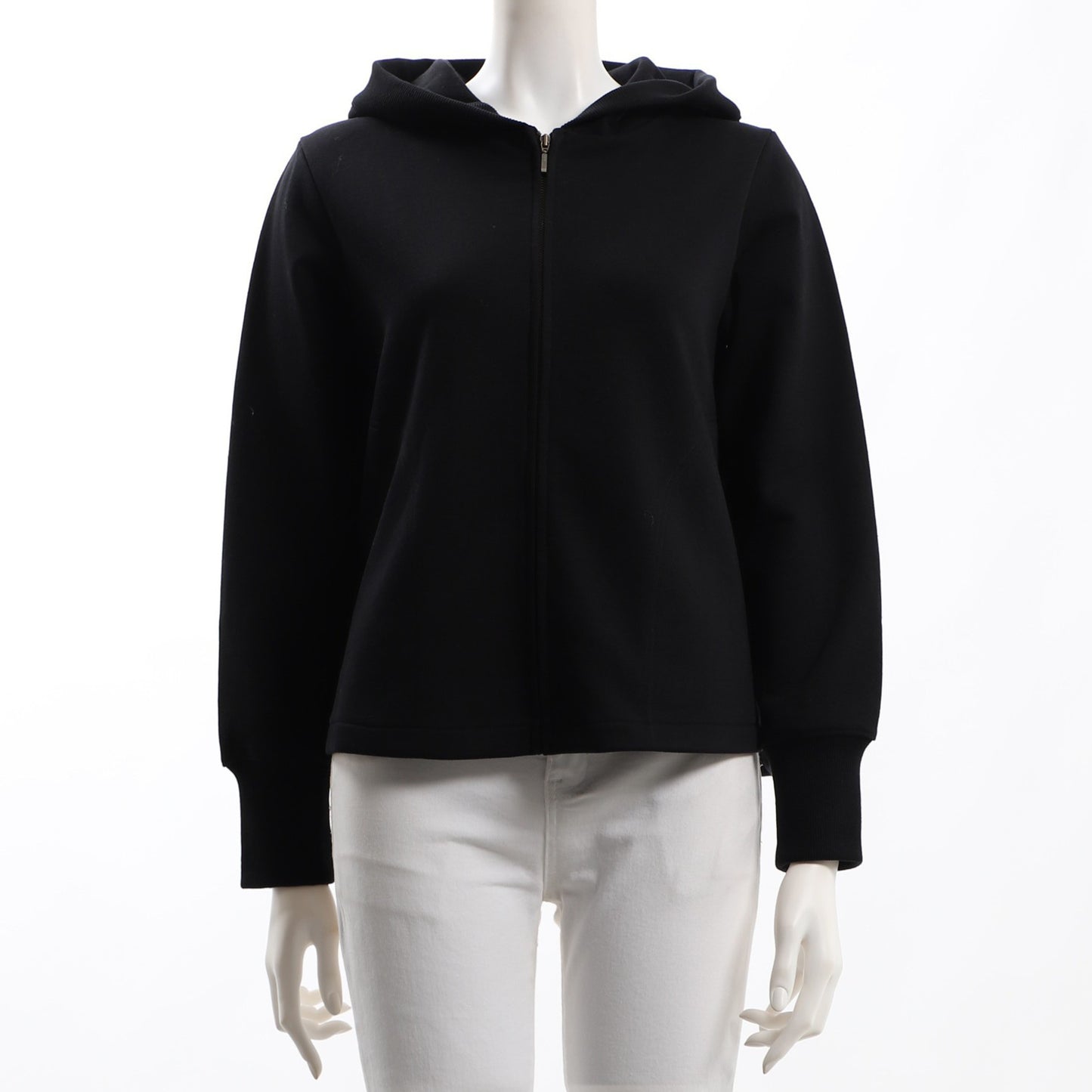 ジップアップパーカー