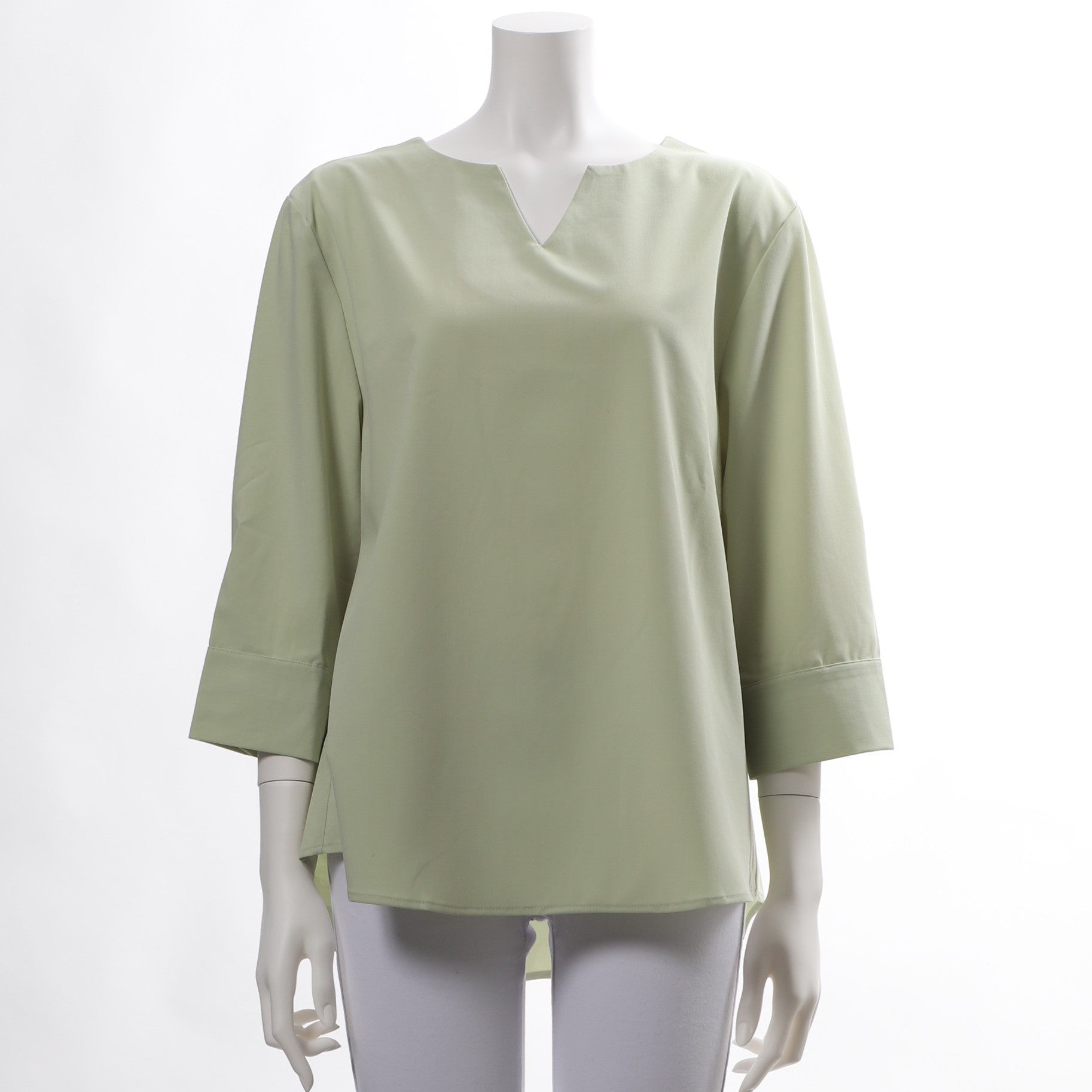 バックボタンデザインオープンフロントネックブラウス