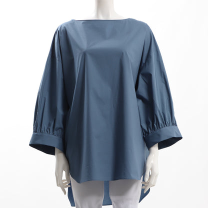 ハリのあるタイプライター素材プルオーバーブラウス