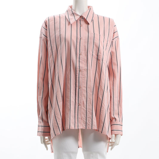 ゆとりのあるストライプシャツ