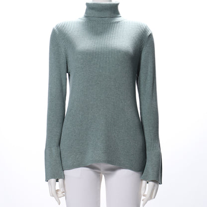 タートルネックリブニット