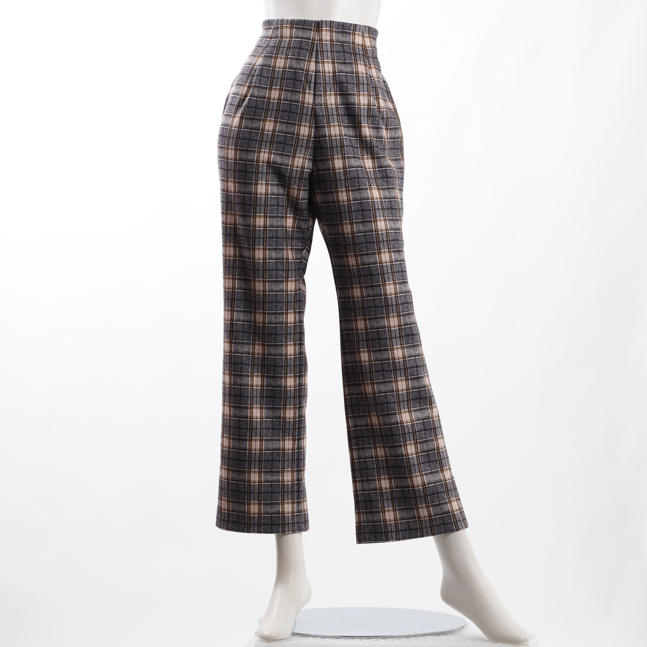 チェック柄パンツ