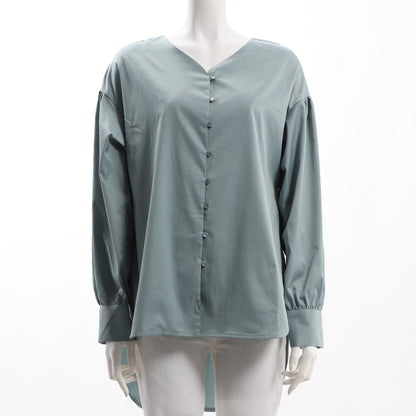 バックテールデザインVネックブラウス