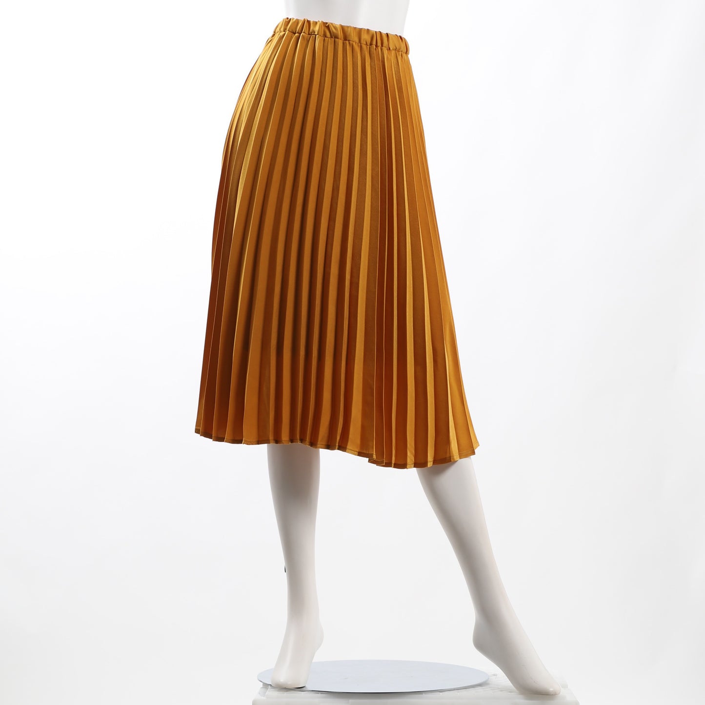 光沢素材プリーツスカート