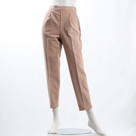 タック入りテーパードパンツ