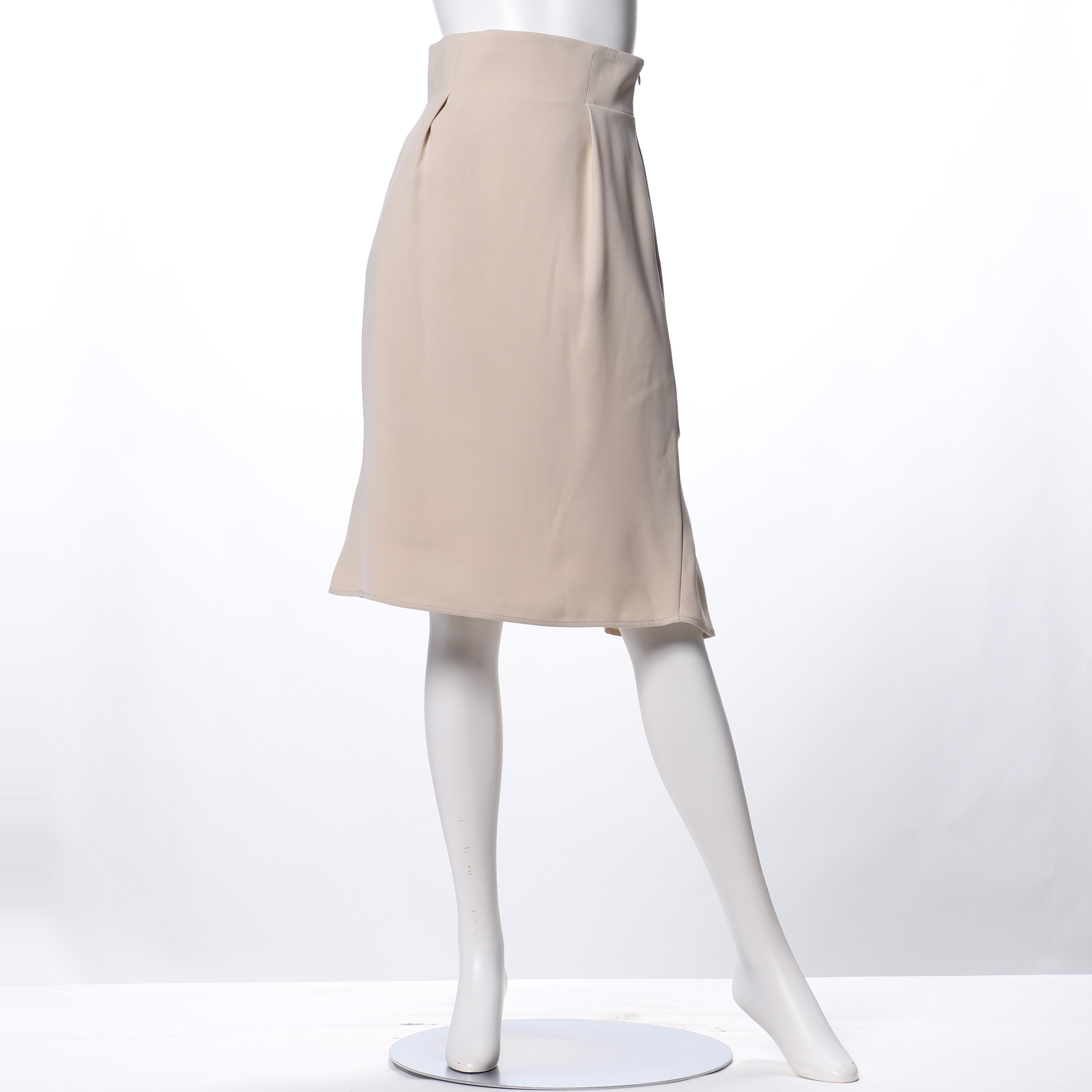 レースアップデザインタック入りスカート