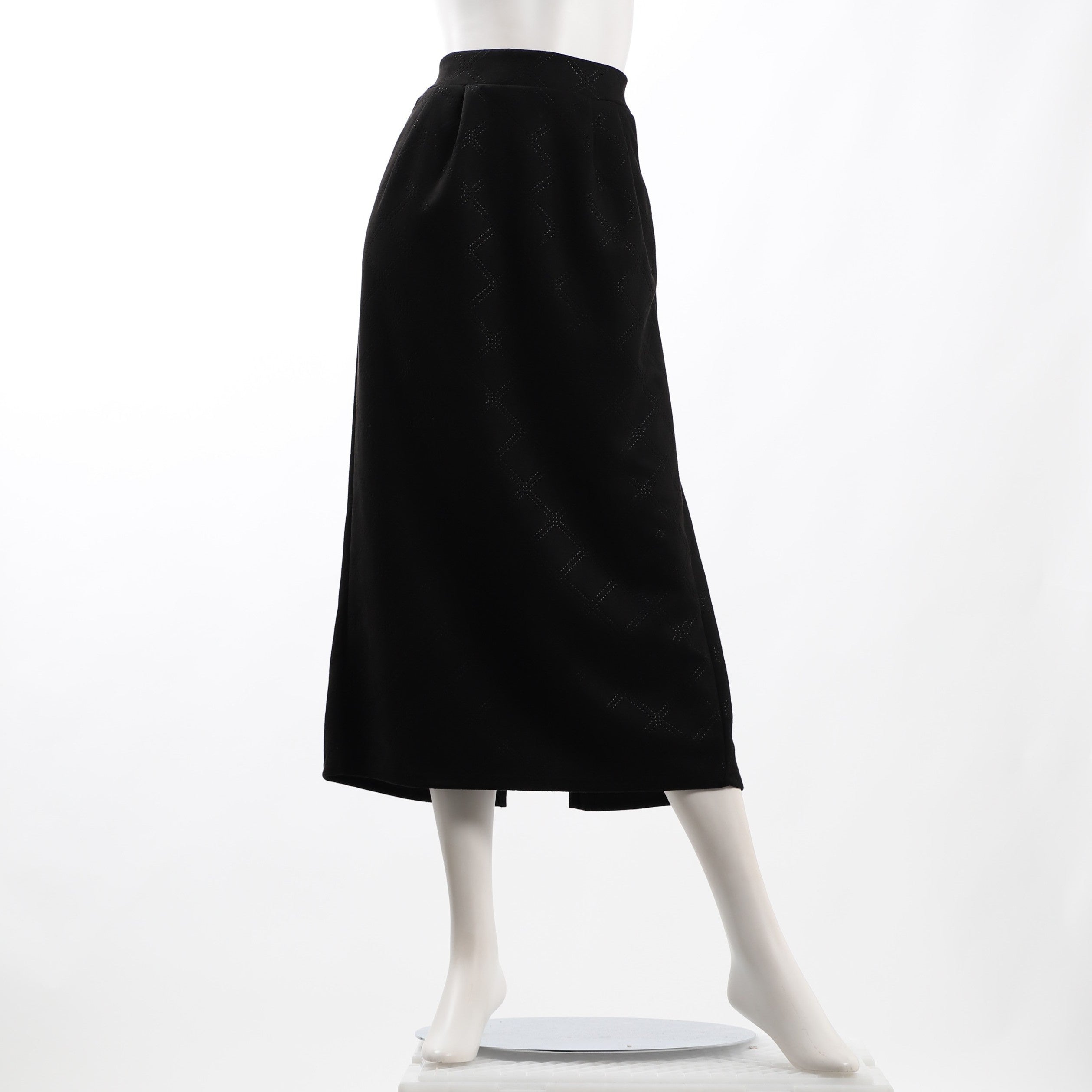 フェイクスウェードエンボス加工ナロースカート