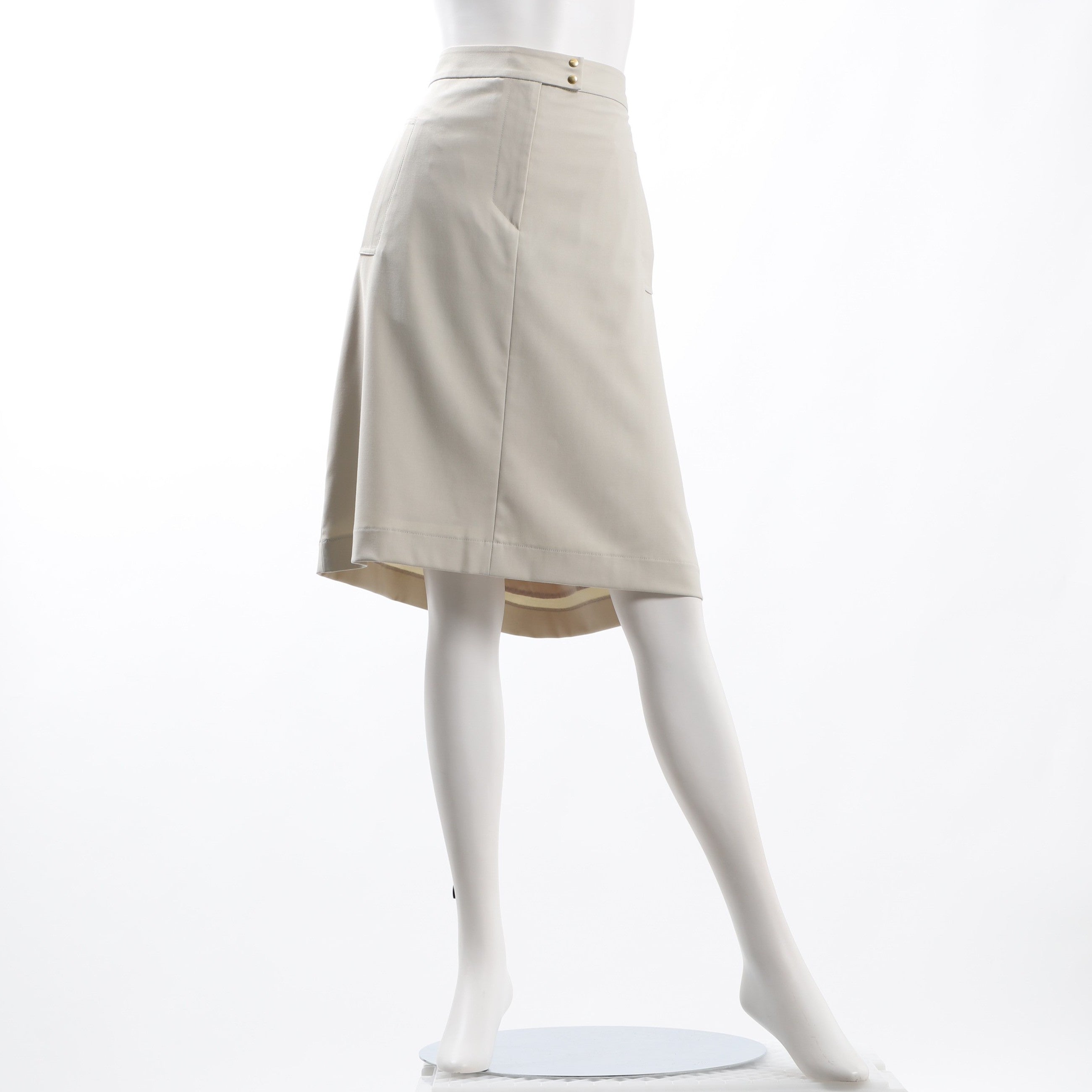 ウエストボタン付きポケットデザインスカート