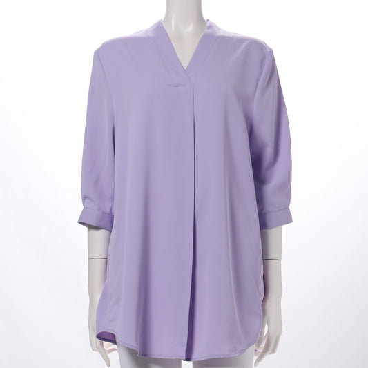 Vネックブラウス