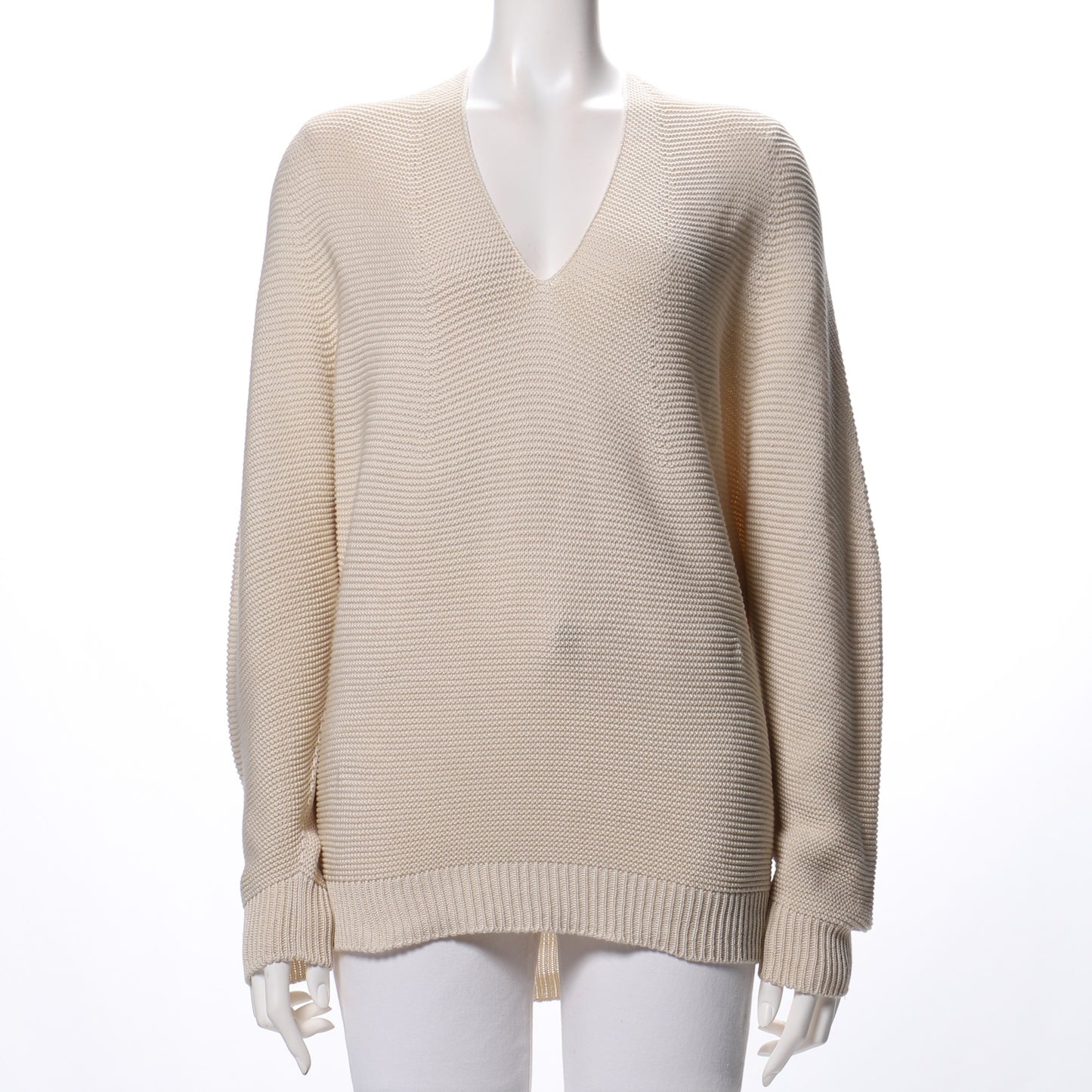 Vネックホールガーメントニット