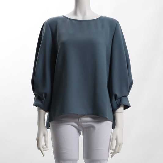 ボリュームスリーブラウンドネックブラウス