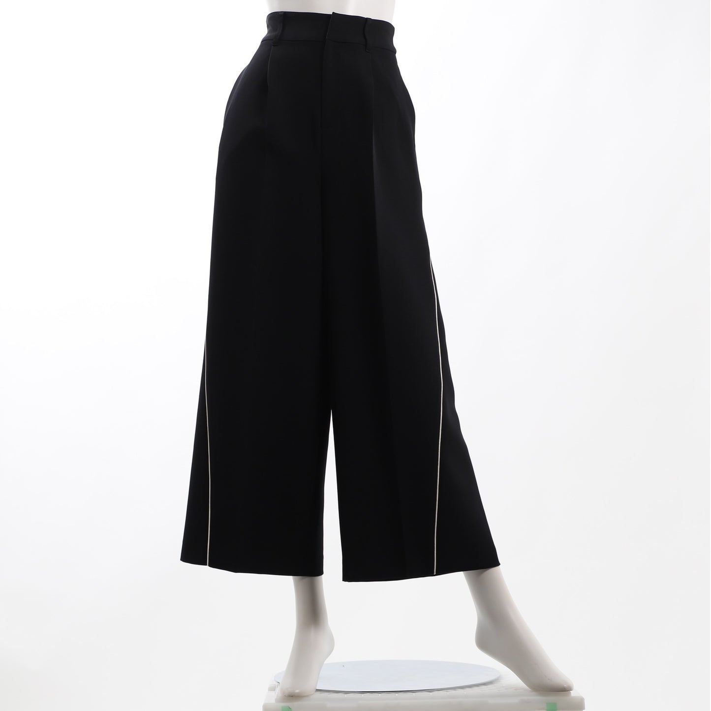 パイピングデザインワイドパンツ