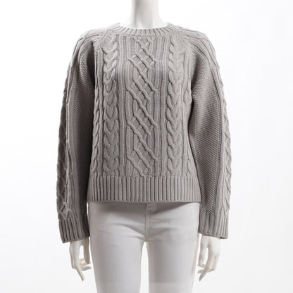 クルーネックケーブル編みニット