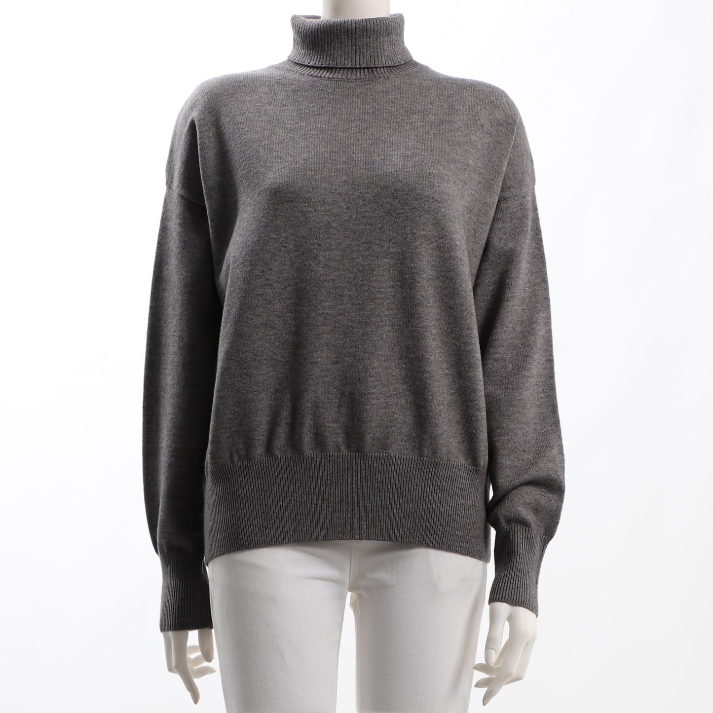バックシームデザイントタートルネックニット