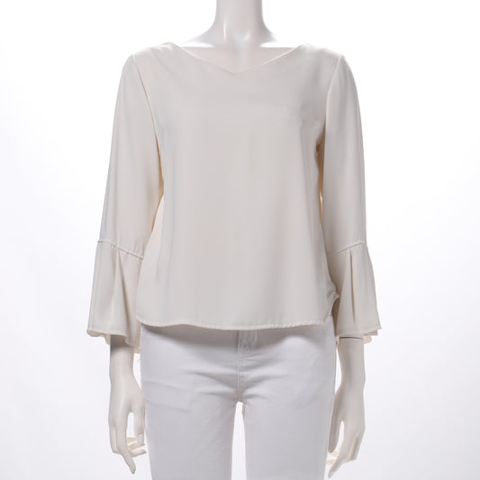 フレア袖トップス