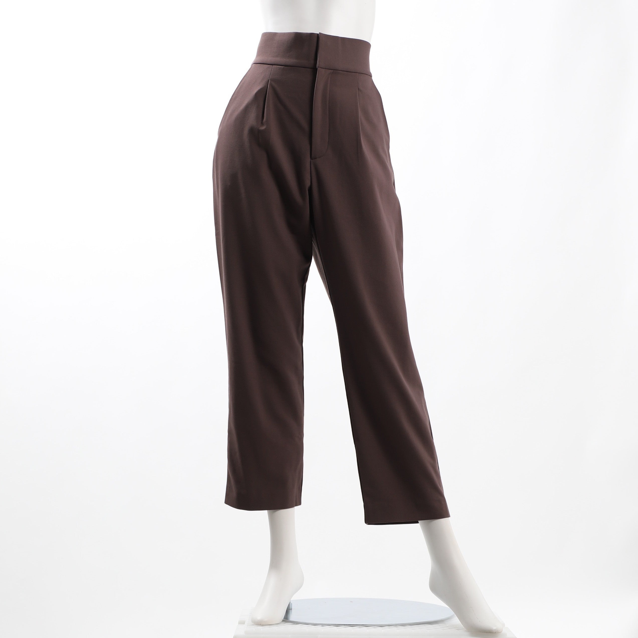 ハイウエストタックテーパードパンツ