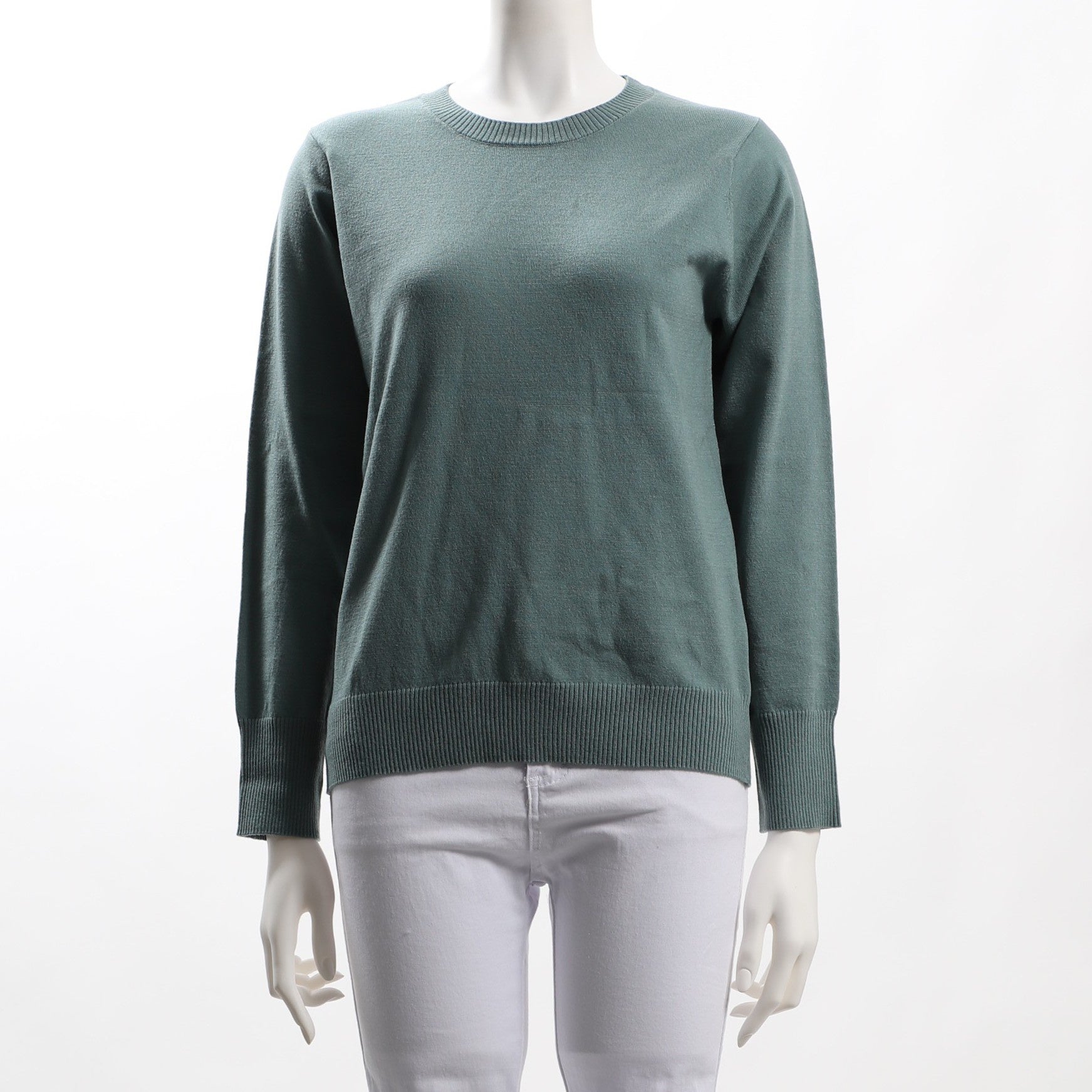 ベーシッククルーネックニット