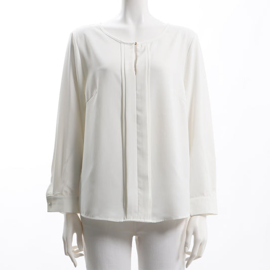 フロントタックブラウス